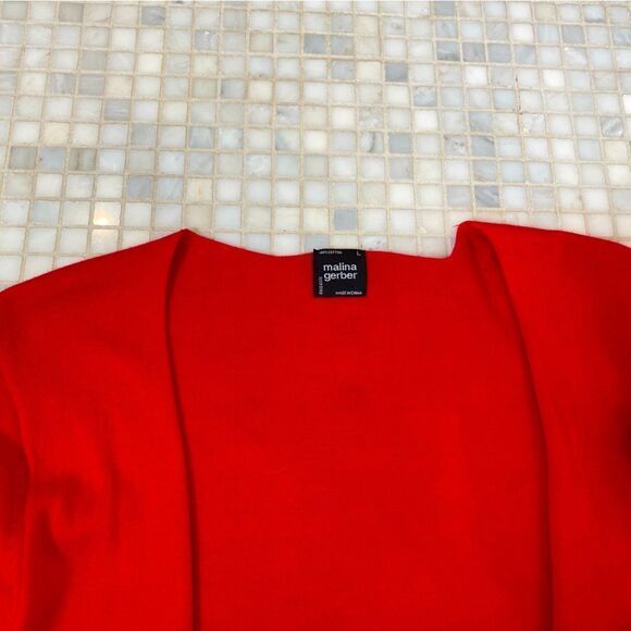 Malina Gerber Red Cardigan with Twists - Picture 4 of 10